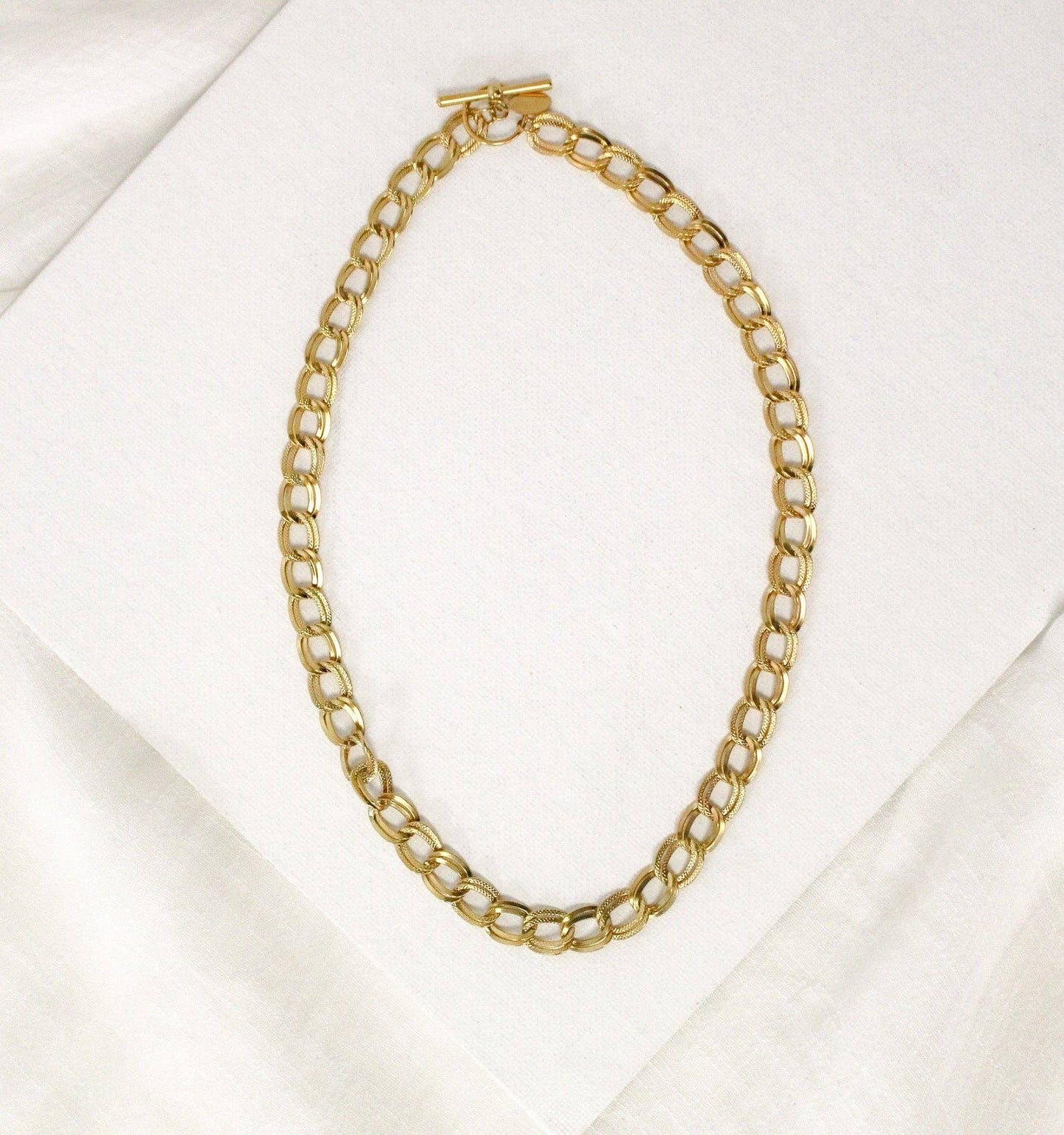 Stainless Steel Necklace |  Link Chain w/ Toggle Closure. Gold