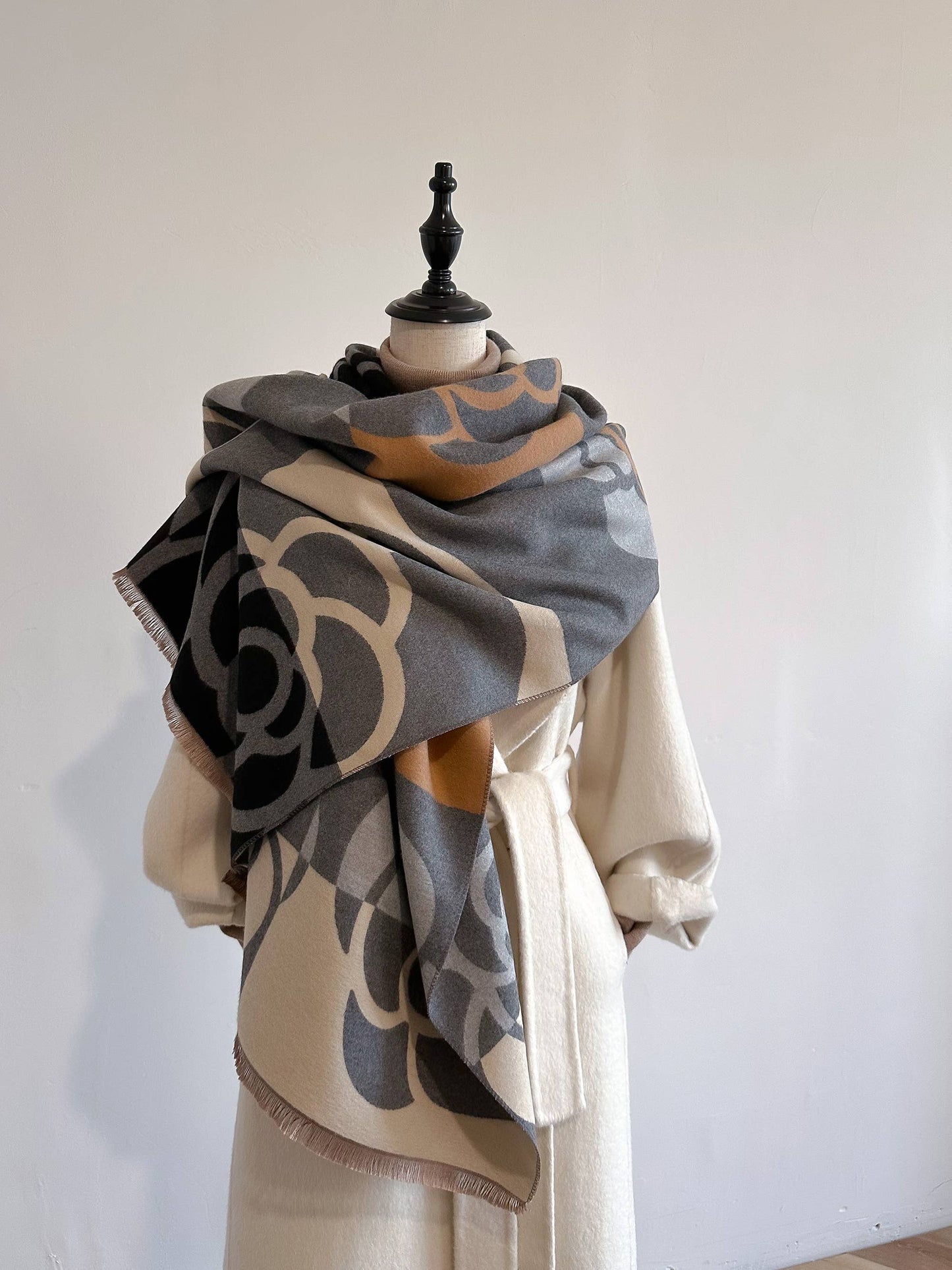 Gray / Tan Geo Rose Reversible Wrap