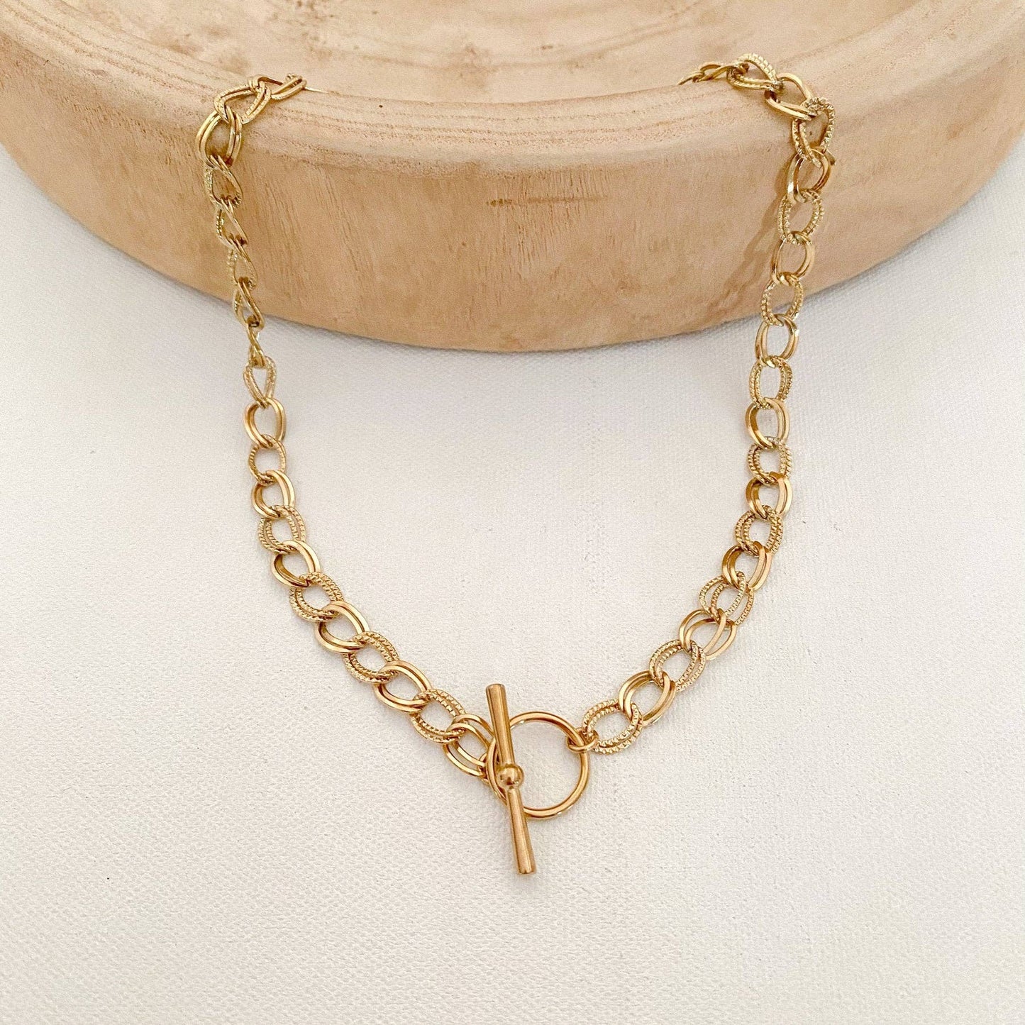 Stainless Steel Necklace |  Link Chain w/ Toggle Closure. Gold