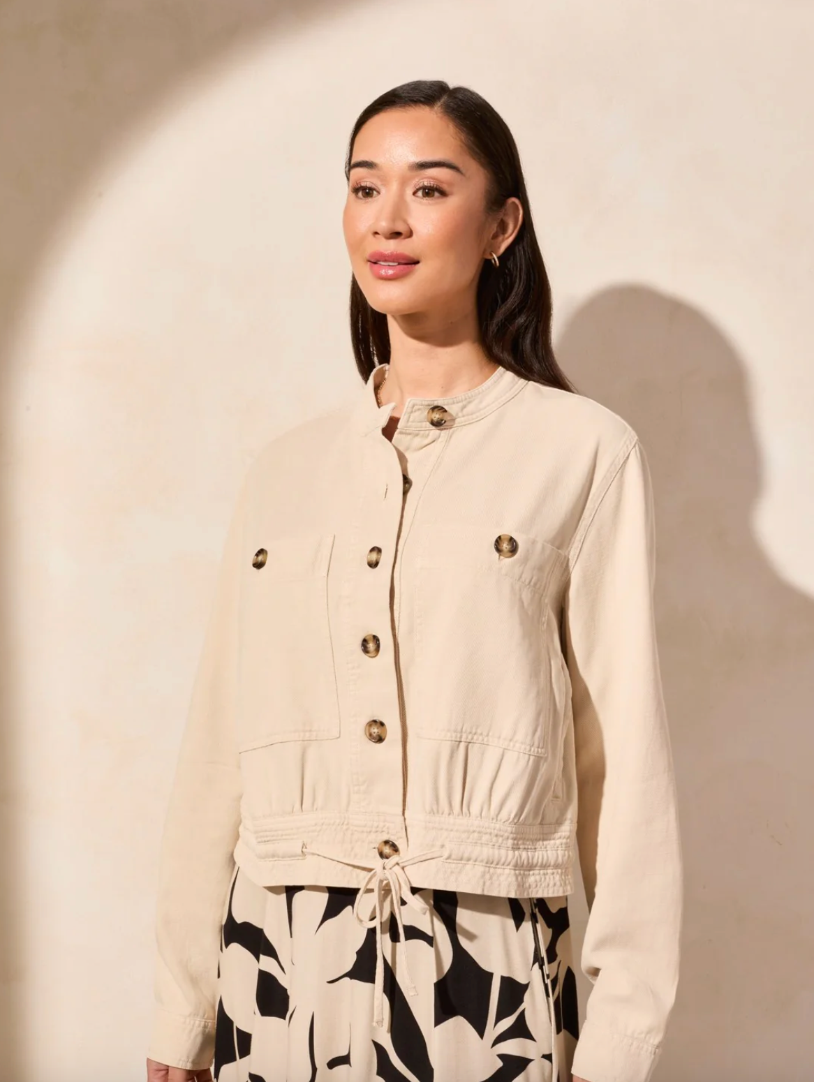 BUTTON-FRONT COAT WITH DRAWCORD HEM