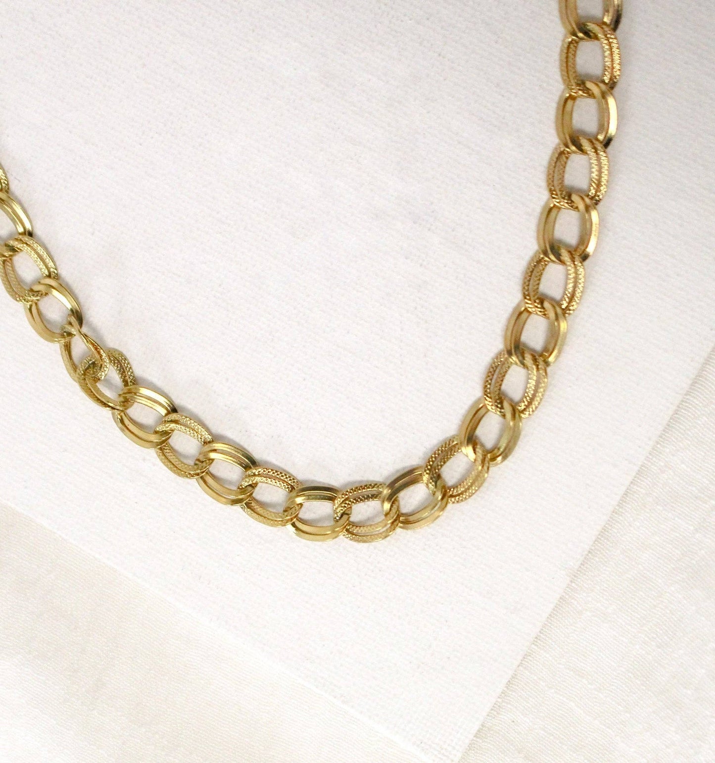 Stainless Steel Necklace |  Link Chain w/ Toggle Closure. Gold
